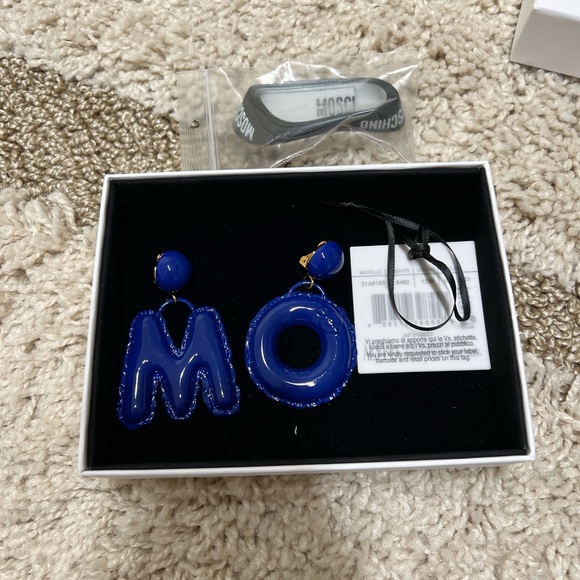 FINAL PRICE. Moschino BLUE Inflatable Clip On Statement Earrings - Picture 3 of 6